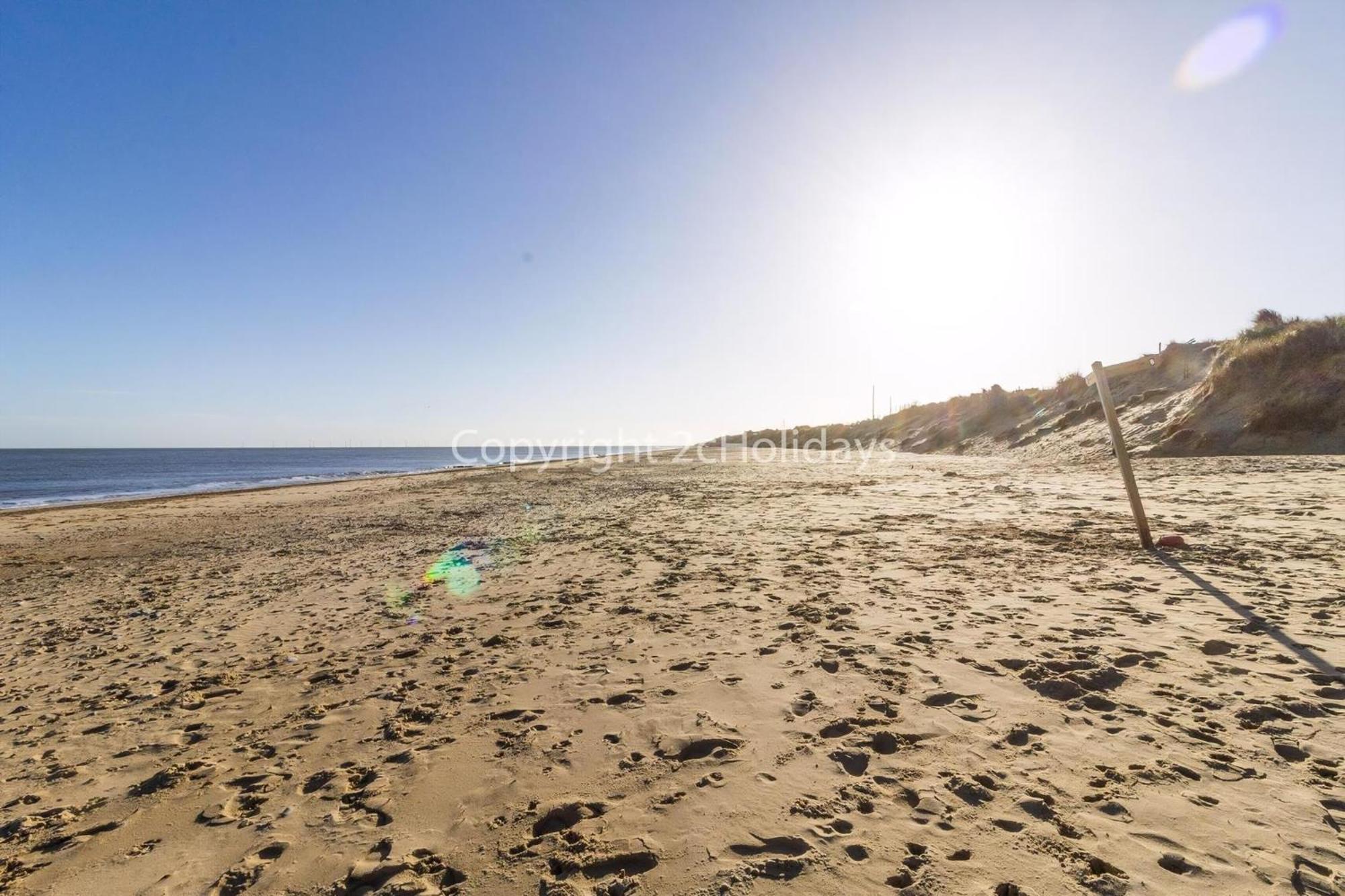 Lovely 4 Berth Chalet To Hire In Hemsby Nearby The Beach Ref 18177B 外观 照片