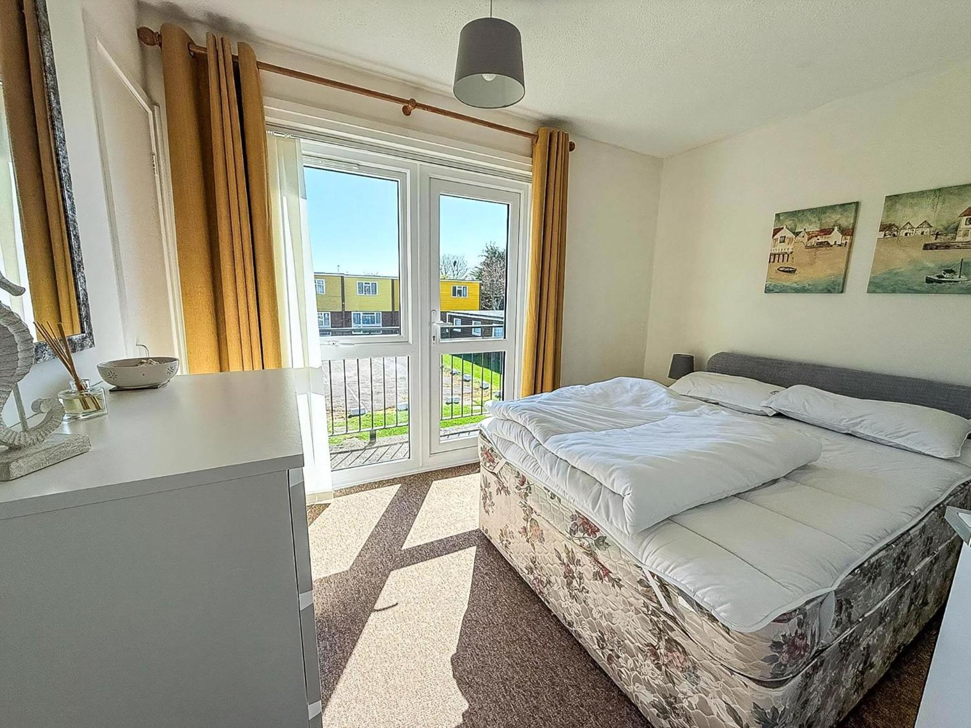 Lovely 4 Berth Chalet To Hire In Hemsby Nearby The Beach Ref 18177B 外观 照片