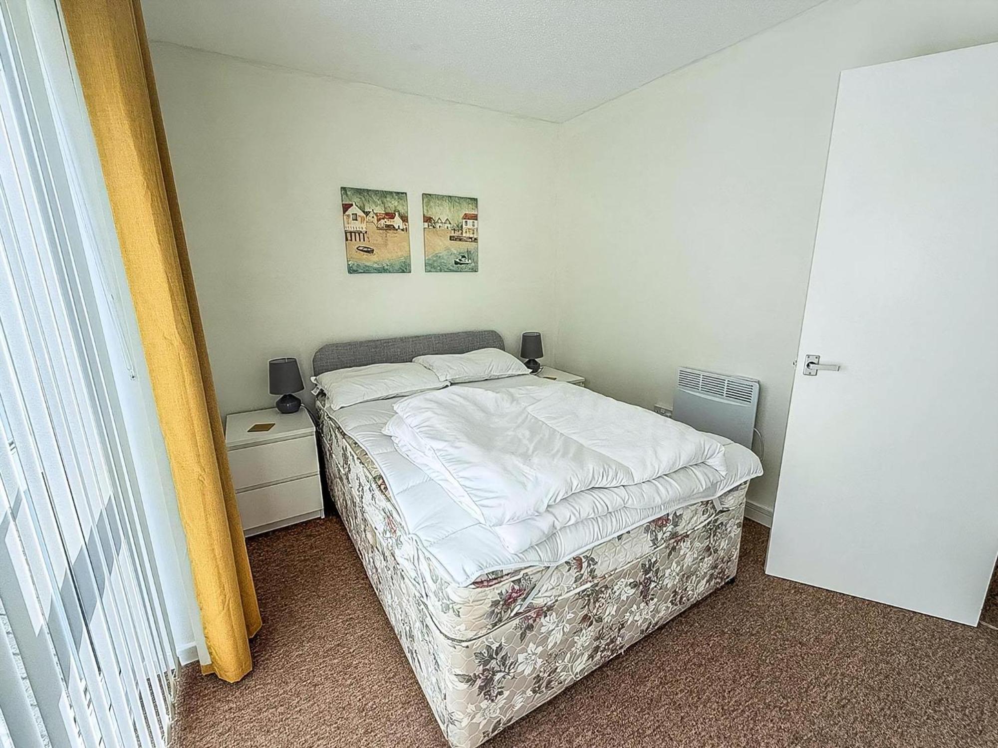 Lovely 4 Berth Chalet To Hire In Hemsby Nearby The Beach Ref 18177B 外观 照片