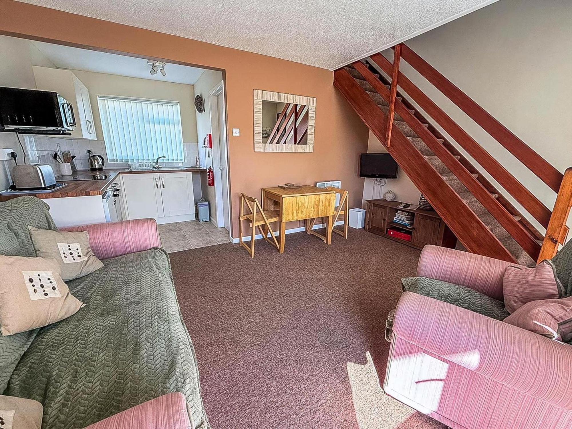 Lovely 4 Berth Chalet To Hire In Hemsby Nearby The Beach Ref 18177B 外观 照片